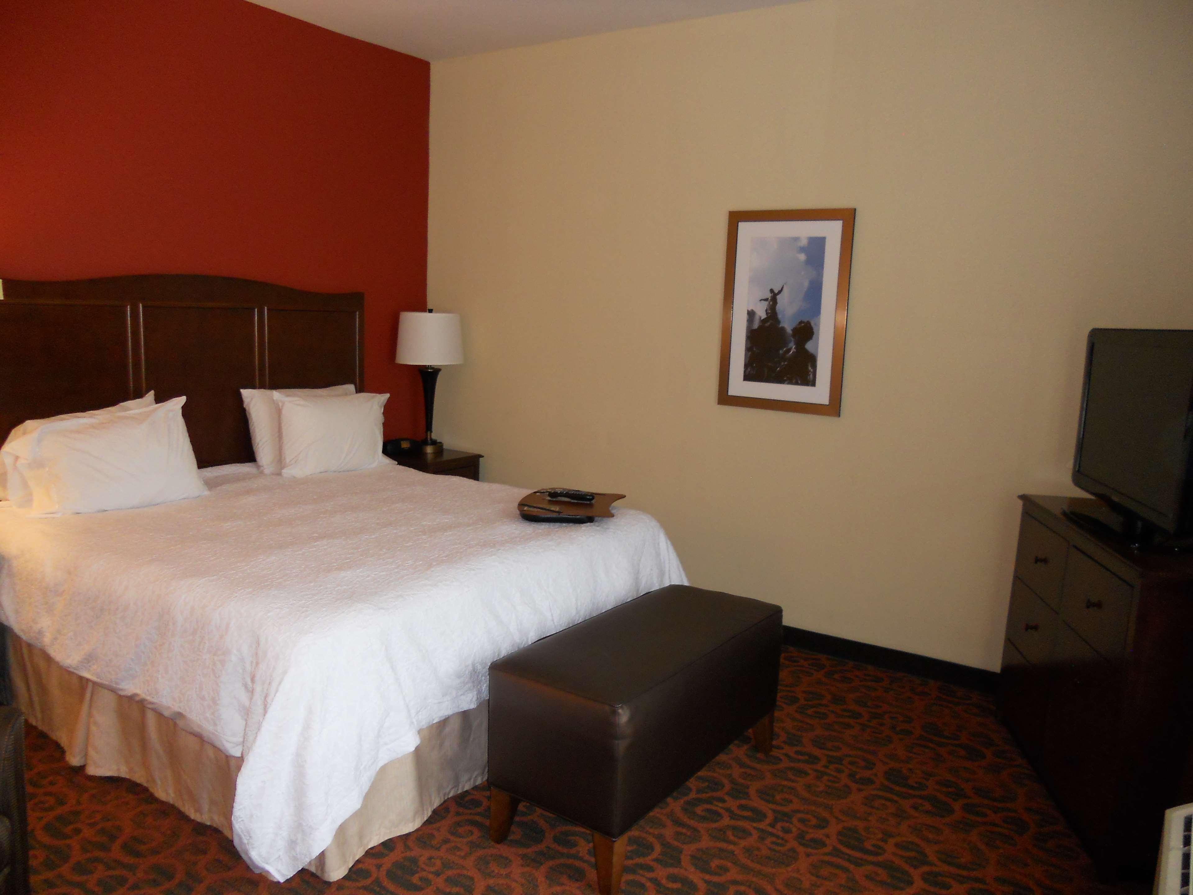 Hampton Inn & Suites Cincinnati / Uptown - University Area Zewnętrze zdjęcie