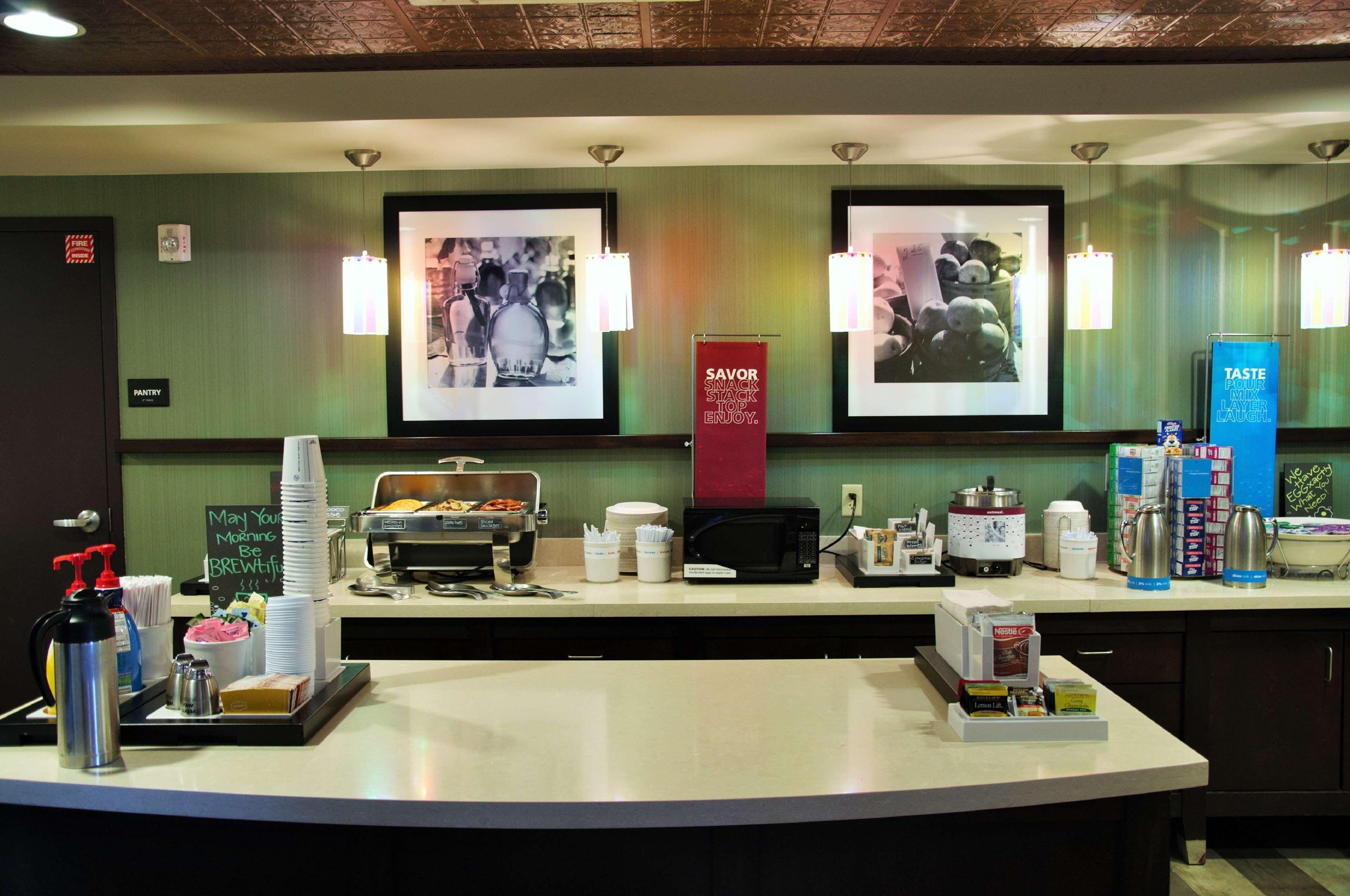 Hampton Inn & Suites Cincinnati / Uptown - University Area Zewnętrze zdjęcie